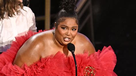 lizzo scale|lizzo dancer weight.